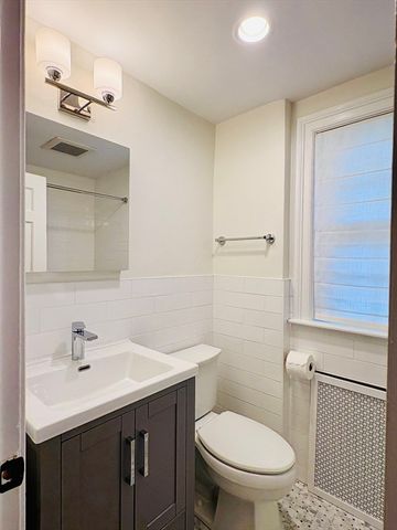 308 Webster St, Needham, MA 02494