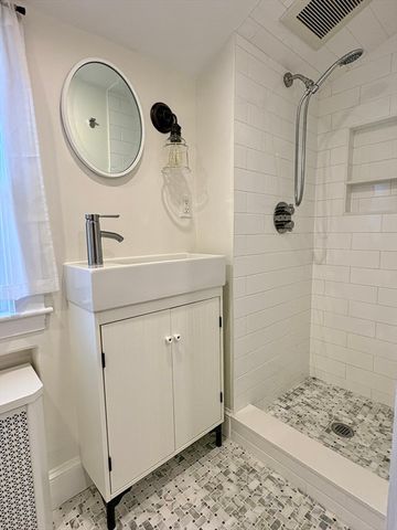 308 Webster St, Needham, MA 02494