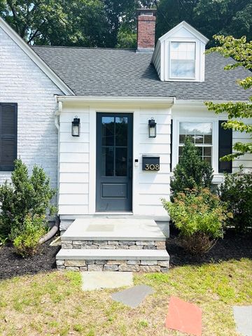 308 Webster St, Needham, MA 02494