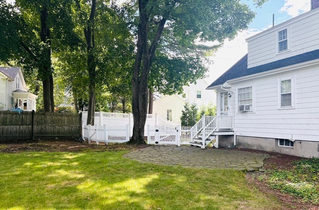 308 Webster St, Needham, MA 02494