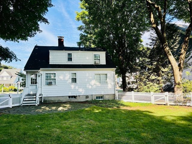 308 Webster St, Needham, MA 02494