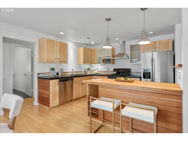6035 N ATLANTIC Ave, Portland, OR 97217