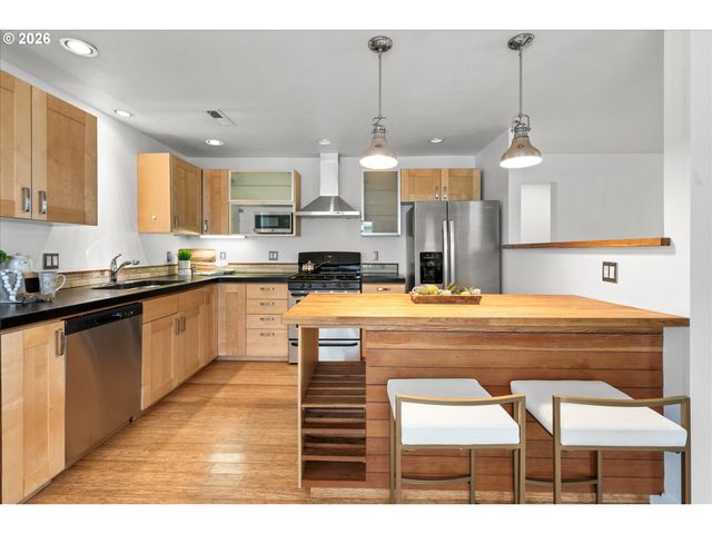 6035 N ATLANTIC Ave, Portland, OR 97217