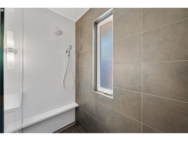 6035 N ATLANTIC Ave, Portland, OR 97217