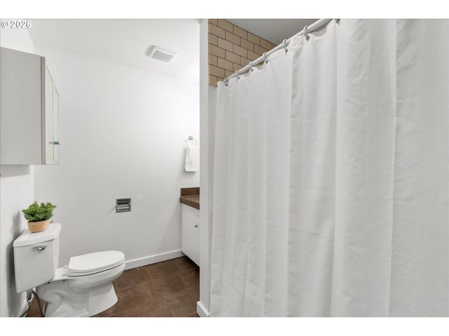 6035 N ATLANTIC Ave, Portland, OR 97217