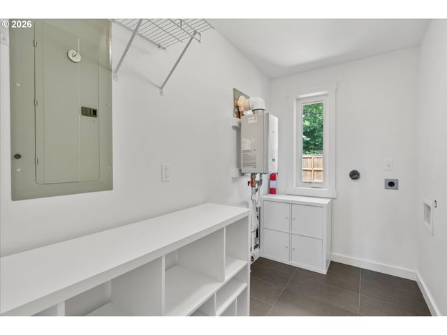 6035 N ATLANTIC Ave, Portland, OR 97217
