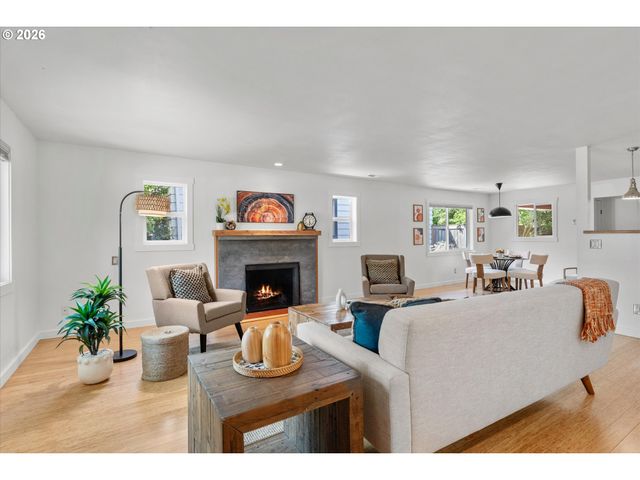 6035 N ATLANTIC Ave, Portland, OR 97217