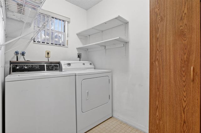 12665 NW 11th Ct, Sunrise, FL 33323