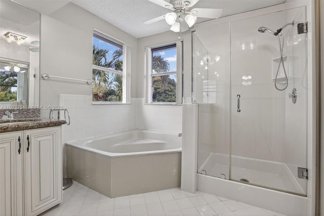 12665 NW 11th Ct, Sunrise, FL 33323