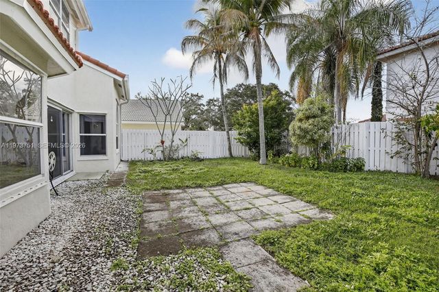 12665 NW 11th Ct, Sunrise, FL 33323