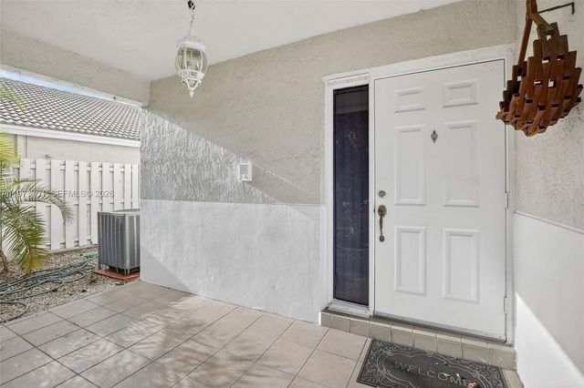 12665 NW 11th Ct, Sunrise, FL 33323