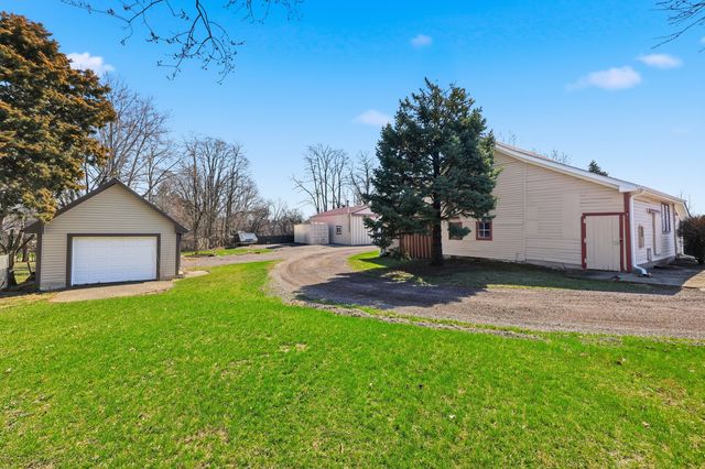307 W Army Trail Road, Bloomingdale, IL 60108