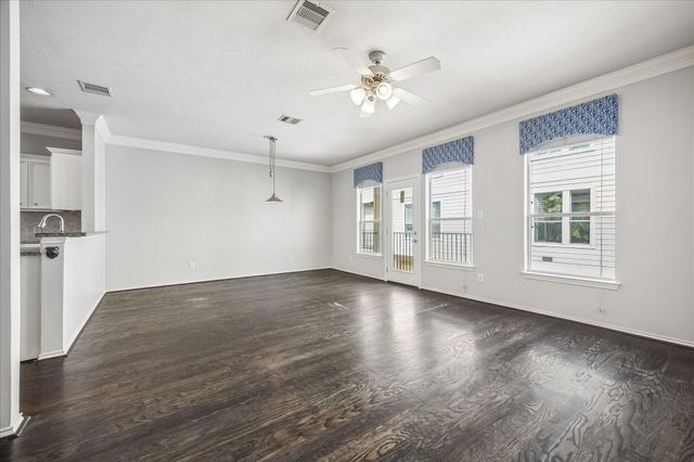 1624 W 25th Street B, Houston, TX 77008