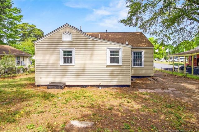 112 Circle Court, Fayetteville, NC 28301