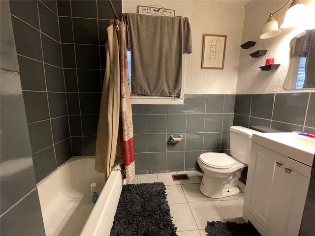 107 W BERESFORD AVENUE, Deland, FL 32720