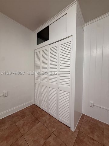 12906 NE 6th Ave 2, North Miami, FL 33161