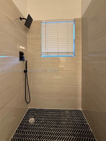 12906 NE 6th Ave 2, North Miami, FL 33161