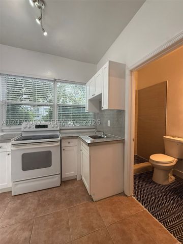 12906 NE 6th Ave 2, North Miami, FL 33161