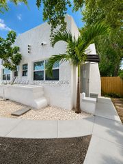 12906 NE 6th Ave 2, North Miami, FL 33161