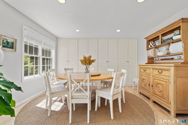 5 Fairview Avenue, Shelton, CT 06484