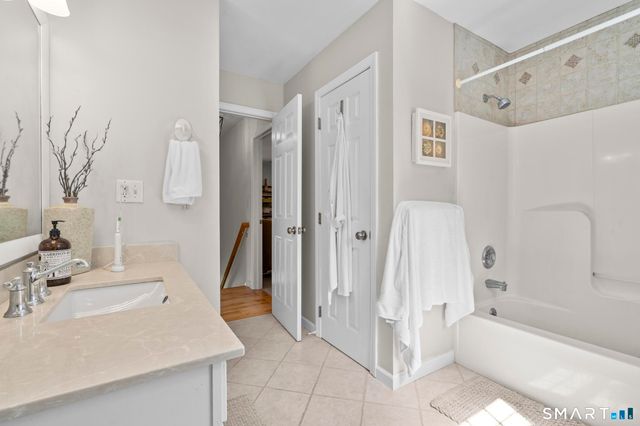 5 Fairview Avenue, Shelton, CT 06484