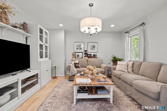 5 Fairview Avenue, Shelton, CT 06484