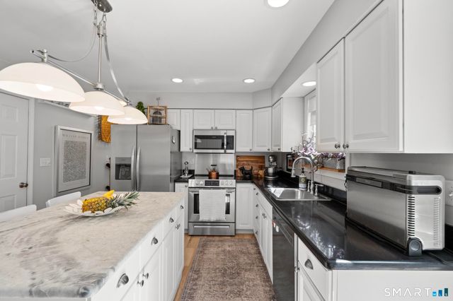 5 Fairview Avenue, Shelton, CT 06484