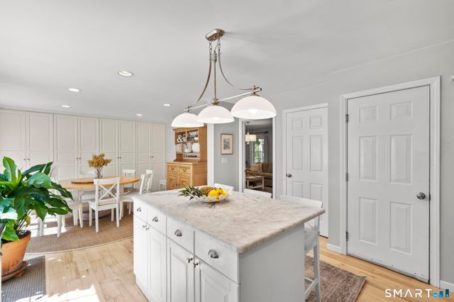 5 Fairview Avenue, Shelton, CT 06484