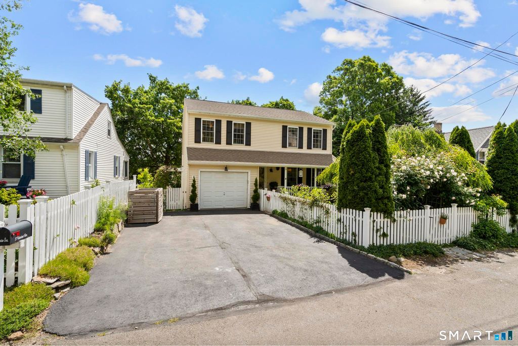 5 Fairview Avenue, Shelton, CT 06484