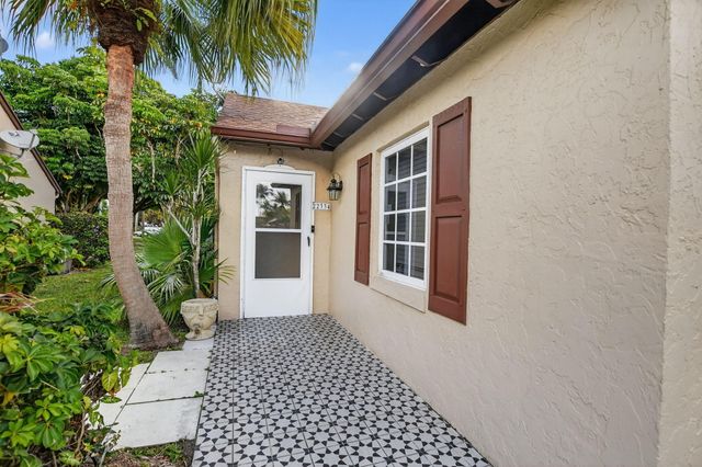 22334 SW 57th Circle, Boca Raton, FL 33428