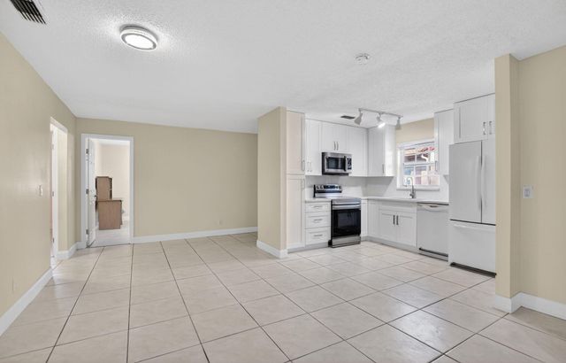 22334 SW 57th Circle, Boca Raton, FL 33428