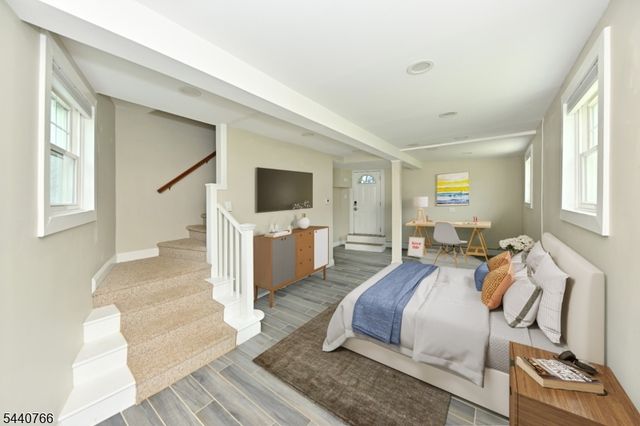 221 Lakeview Dr, Ridgewood Village, NJ 07450