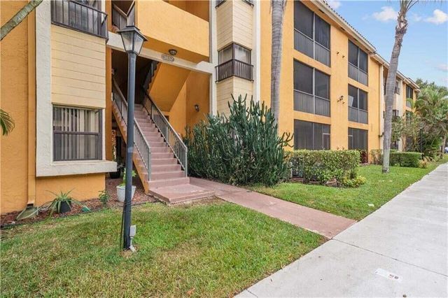 3857 Coral Tree Circle 204, Coconut Creek, FL 33073