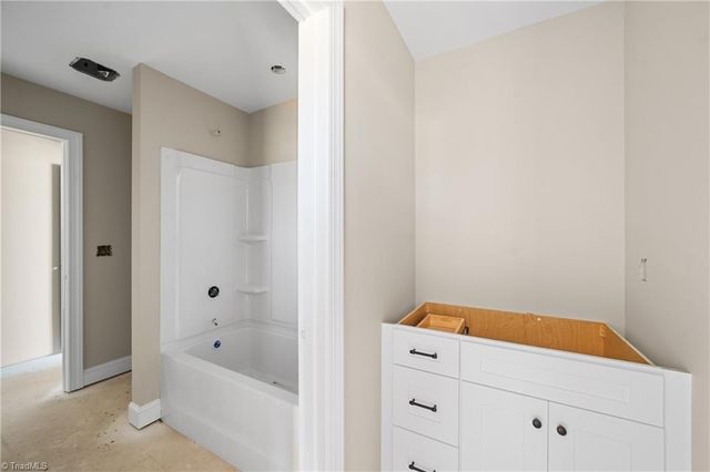 408 Enclave Drive, Clemmons, NC 27012