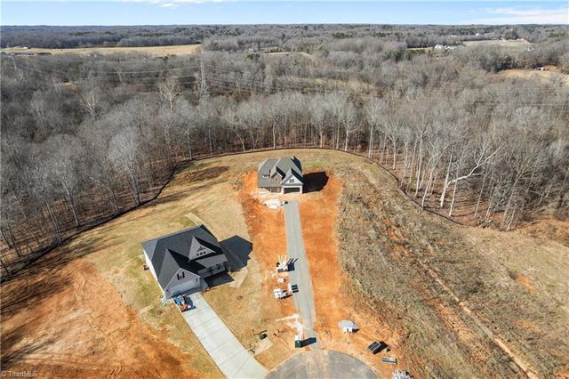 408 Enclave Drive, Clemmons, NC 27012