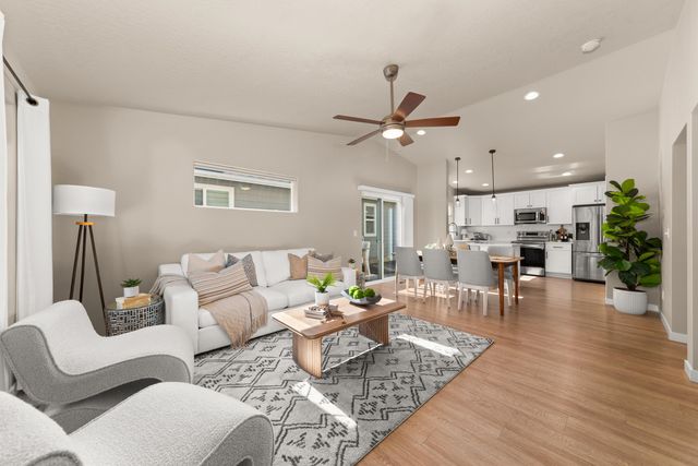 1749 N Holl Blvd, Liberty Lake, WA 99016