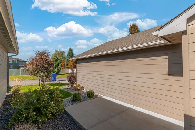 1749 N Holl Blvd, Liberty Lake, WA 99016