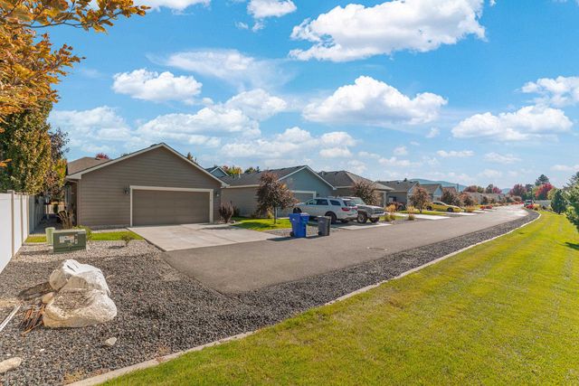 1749 N Holl Blvd, Liberty Lake, WA 99016