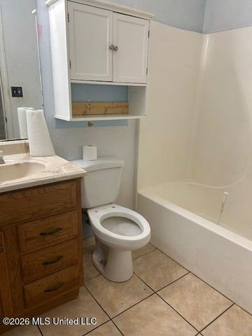 829 Lime Street, Ocean Springs, MS 39564