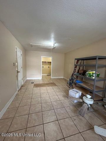 829 Lime Street, Ocean Springs, MS 39564