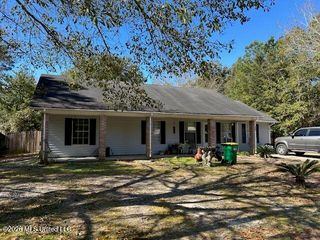 829 Lime Street, Ocean Springs, MS 39564