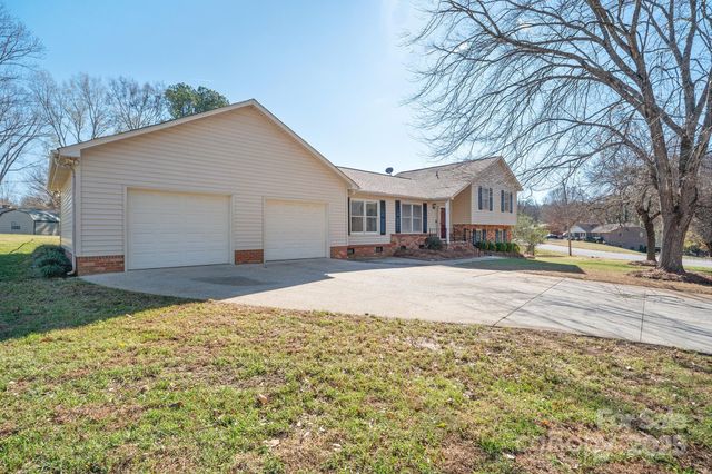 809 Tait Street, Lincolnton, NC 28092