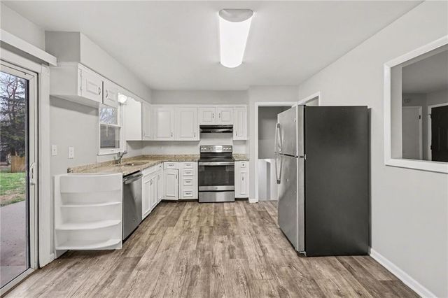 4937 Overton Avenue, Kansas City, MO 64133