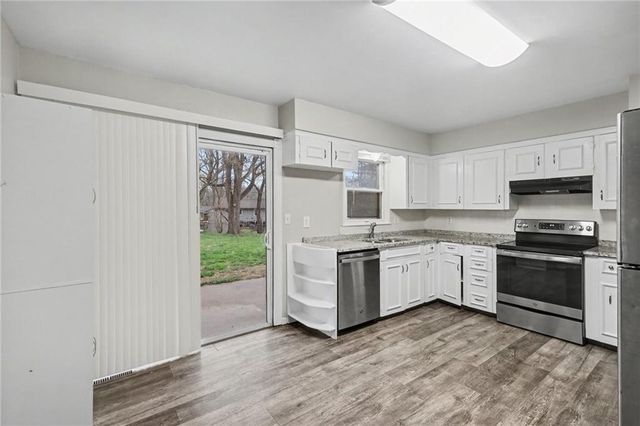 4937 Overton Avenue, Kansas City, MO 64133