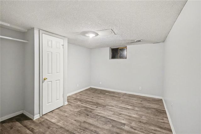 4937 Overton Avenue, Kansas City, MO 64133