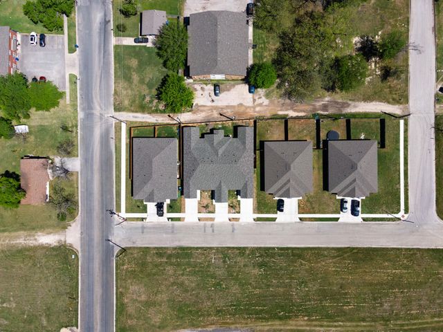 410 W Avenue C, Copperas Cove, TX 76522
