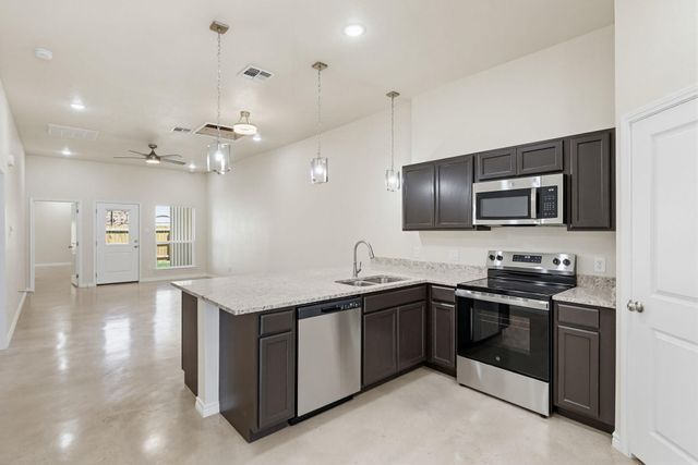 410 W Avenue C, Copperas Cove, TX 76522