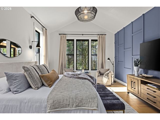 2065 Sw 75TH Ave, Portland, OR 97225