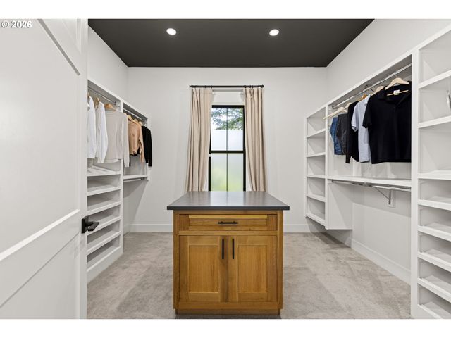 2065 Sw 75TH Ave, Portland, OR 97225