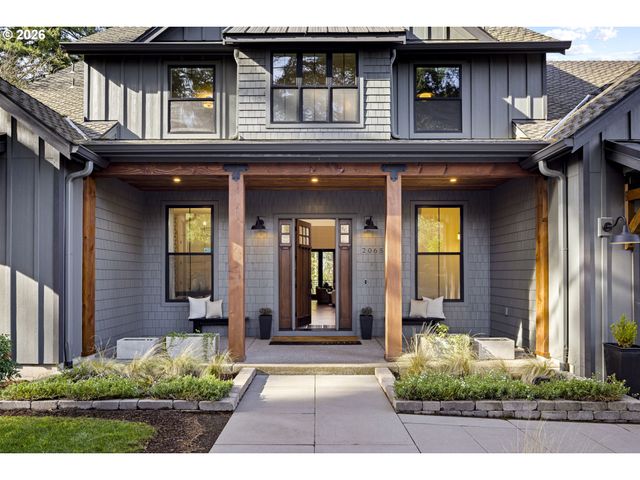 2065 Sw 75TH Ave, Portland, OR 97225